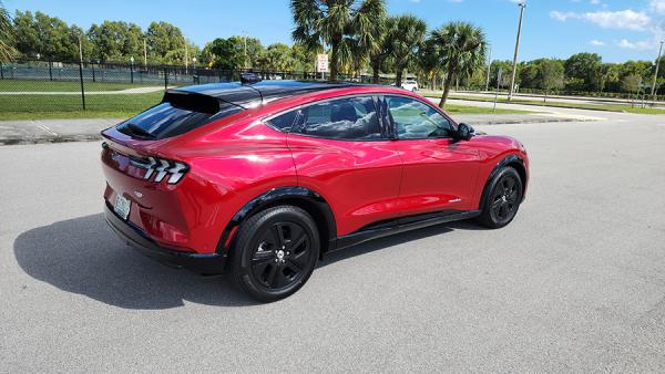 Ford Mustang Mach-E 2021